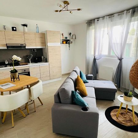 Joli appartement indépendant au cœur de Vittel Exterior foto