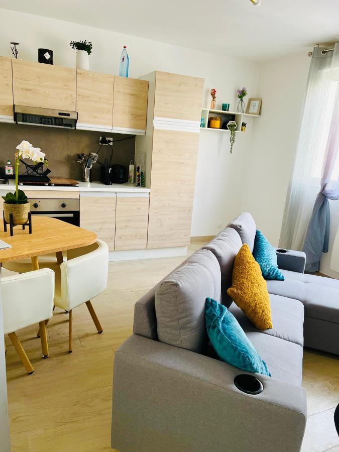 Joli appartement indépendant au cœur de Vittel Exterior foto
